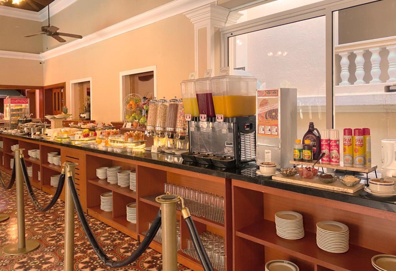 Hotel El Prado Barranquilla  Eksteriør billede A juice bar